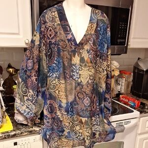 e Unique Spectrum 3/4 Flare Sleeve Plus Size Top 26/28W